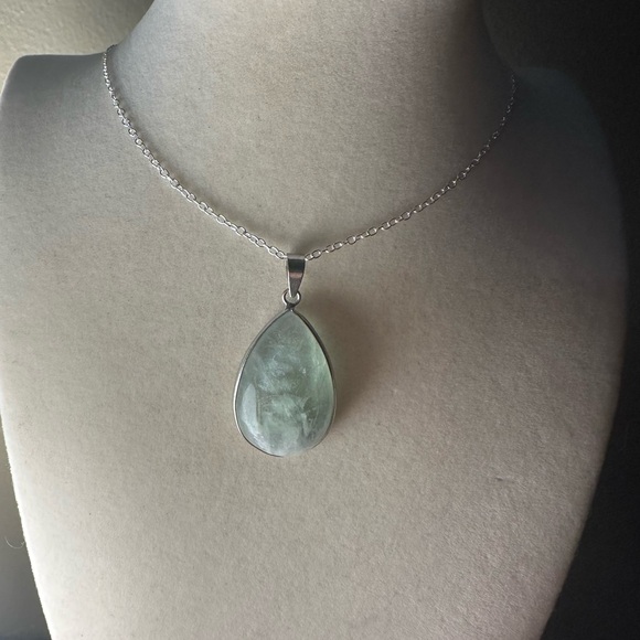 Jewelry - Green Feather Fluorite Teardrop Pendant Necklace on Box Chain
